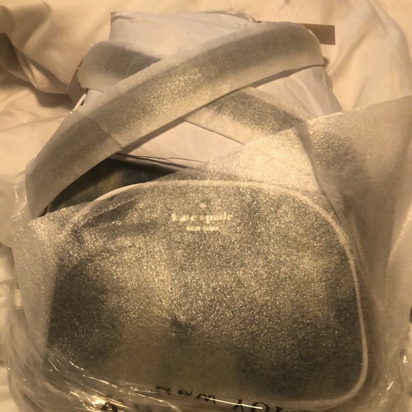 ❌SOLD❌🎒Kate Spade Backpack🎒 - Picture 3 of 3